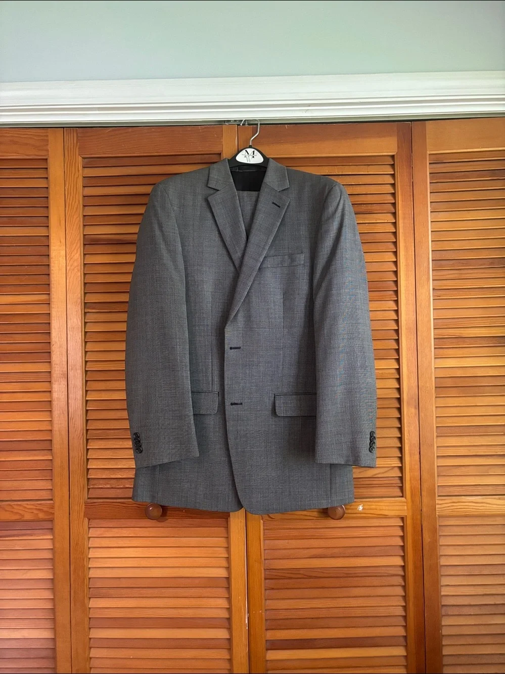 Calvin Klein Men's Gray 100% Wool Two-Button Career Wear Suit Jacket